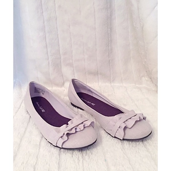 AEO NWOT Lavender Ruffled Fabric Ballet Slippers - Picture 1 of 8